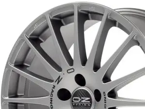 OZ Superturismo GC 8x18 5x114,3 ET40