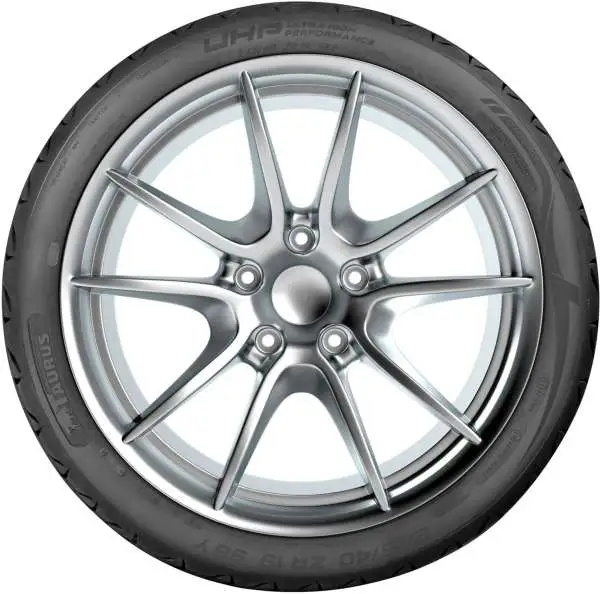 225/40R18 92Y TAURUS ULTRA HIGH PERFORMANCE XL