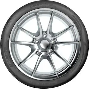 235/40R18 95Y TAURUS ULTRA HIGH PERFORMANCE XL