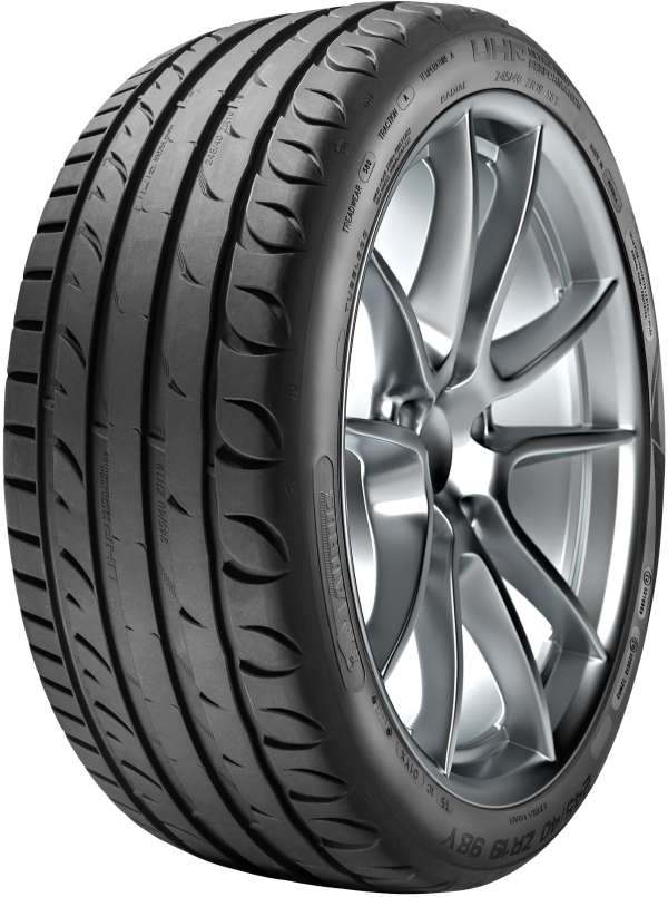 225/40R18 92Y Taurus ULTRA HIGH PERFORMANCE XL